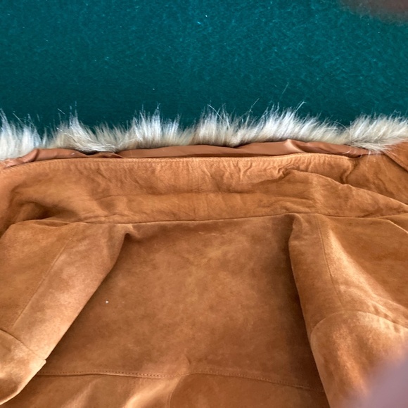 John Paul woman’s jacket - Picture 8 of 8